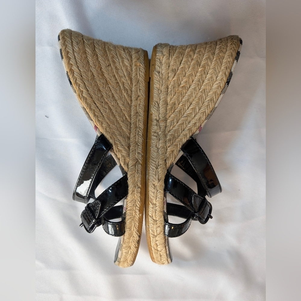 Y2K Burberry Nova Check & Patent Leather Wedges Size 39 - Picture 3 of 9